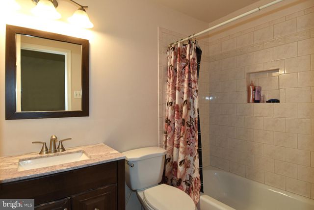 $445,000 | 9308 Frostburg Way, Montgomery Village, MD 20886