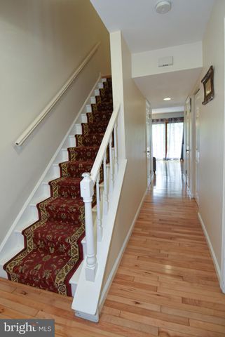 $445,000 | 9308 Frostburg Way, Montgomery Village, MD 20886