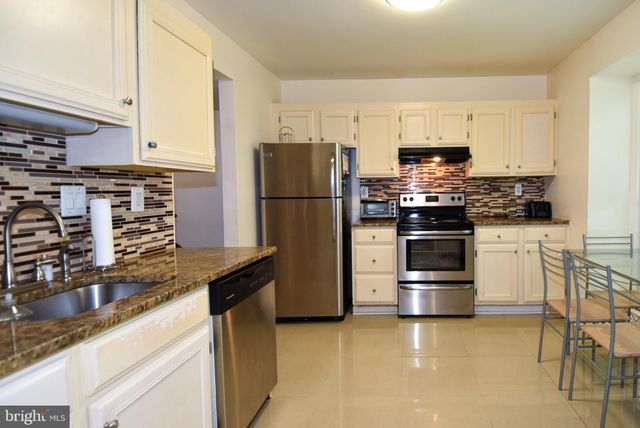 $445,000 | 9308 Frostburg Way, Montgomery Village, MD 20886