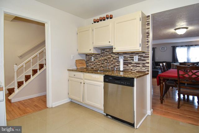 $445,000 | 9308 Frostburg Way, Montgomery Village, MD 20886