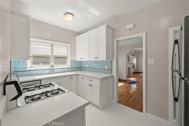 $2,850 | 1142 Bennett Avenue, Long Beach, CA 90804