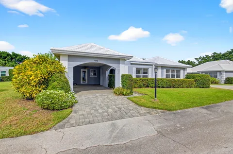 $669,000 | 4862 South Lake Drive, Boynton Beach, FL 33436