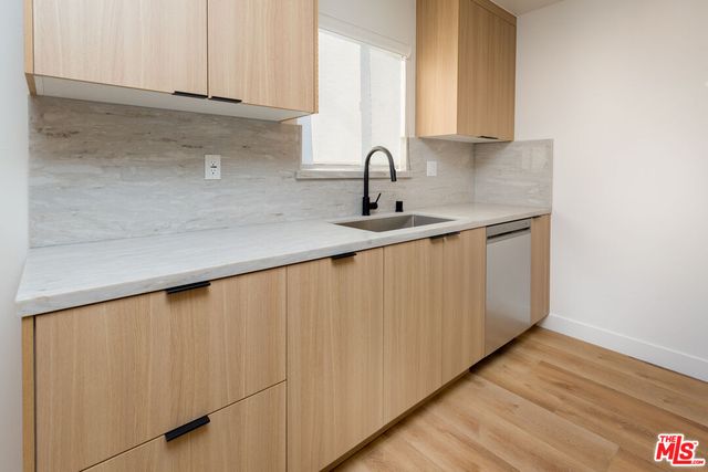 $4,450 | 610 North Orlando Avenue, Unit 305, Los Angeles, CA 90048