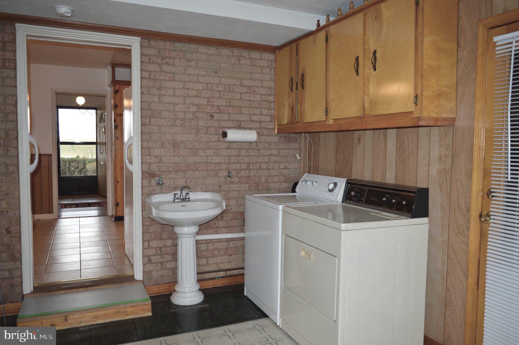 586 Welltown Road Winchester, VA 22603 - Photo 14 of 31 Gallery Image 14