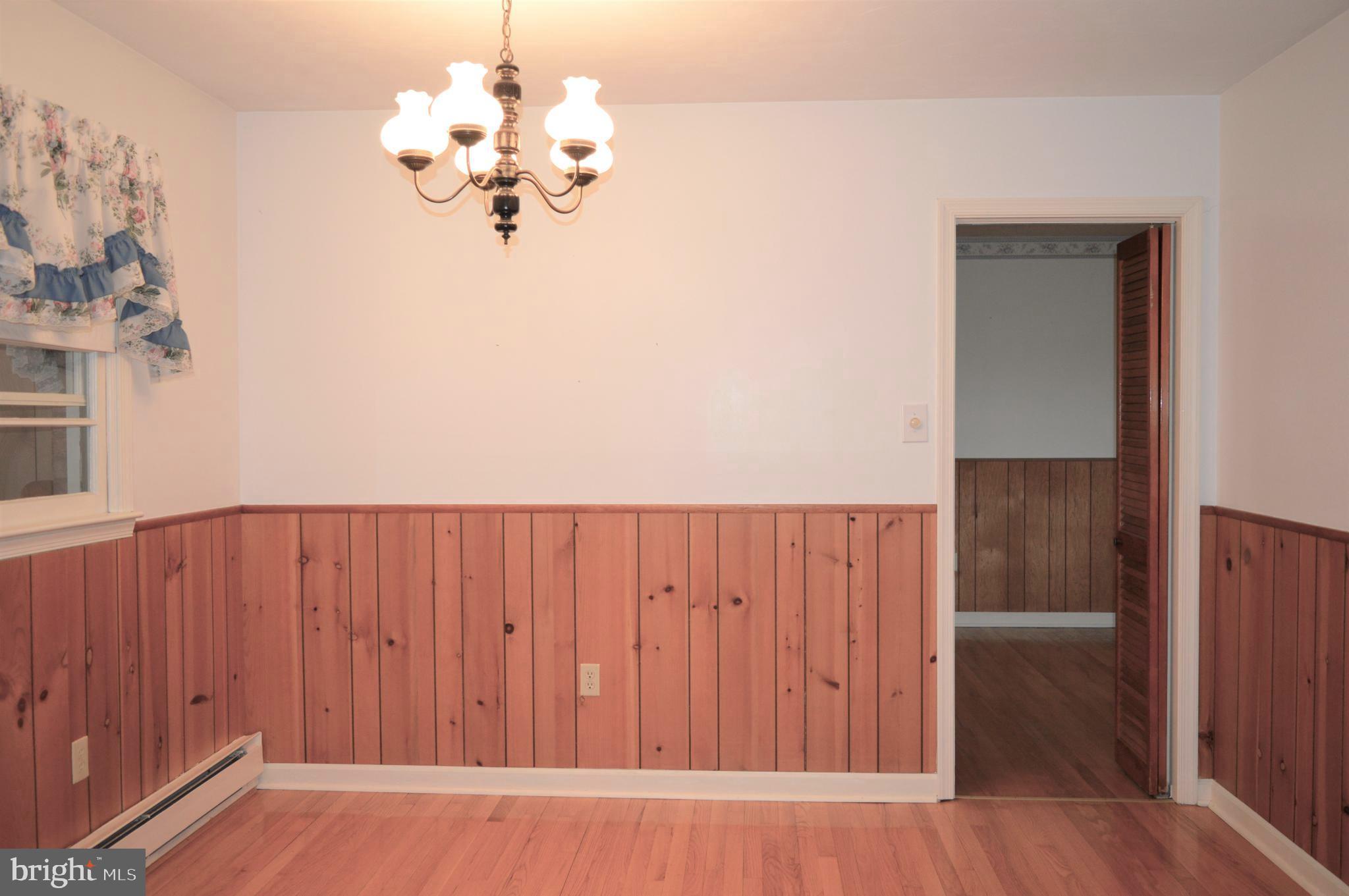 586 Welltown Road Winchester, VA 22603 - Photo 3 of 31 Gallery Image 3
