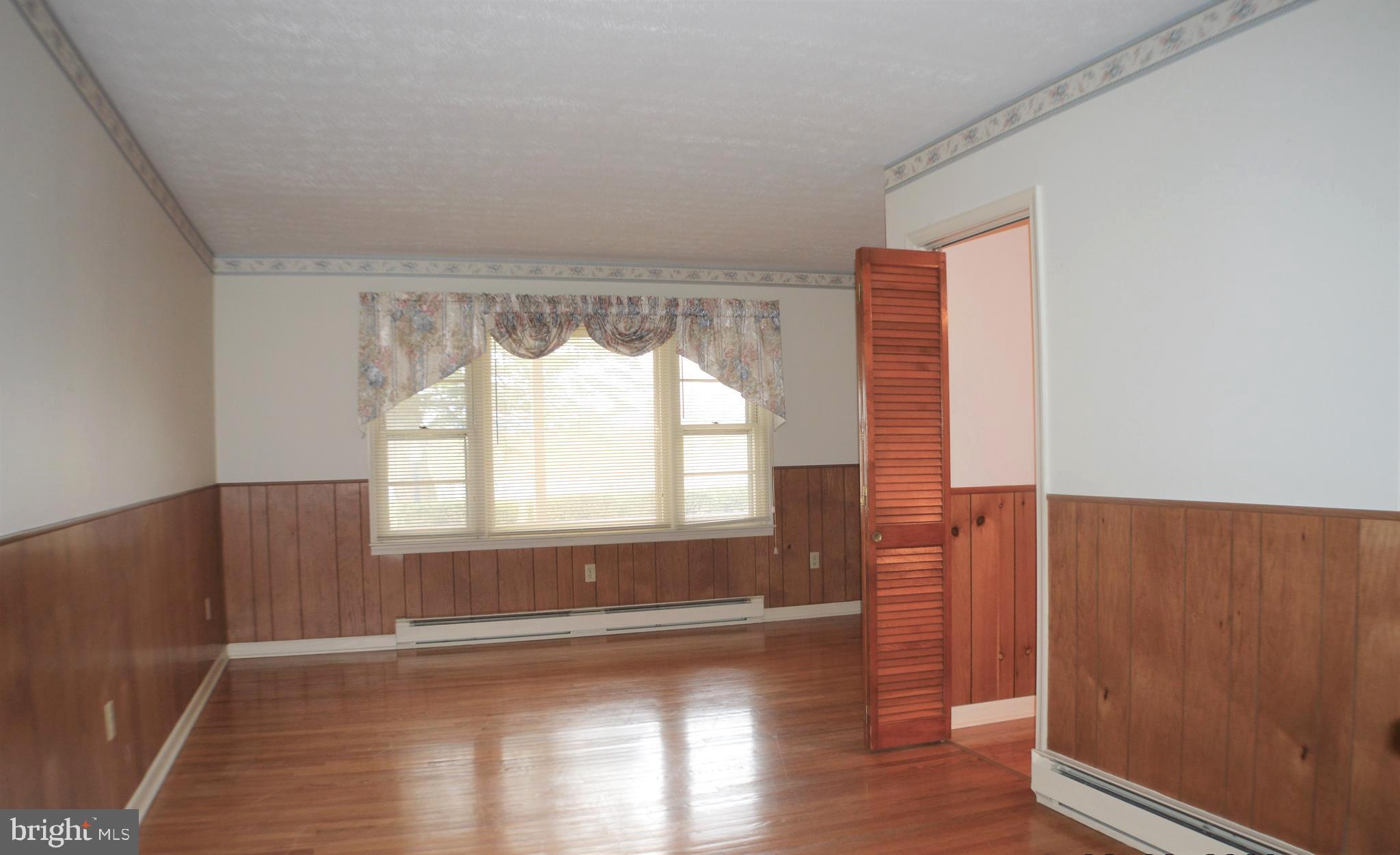 586 Welltown Road Winchester, VA 22603 - Photo 4 of 31 Gallery Image 4