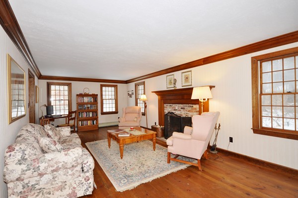 189 Bare Hill Road Bolton, MA 01740 - Photo 11 of 30 Gallery Image 11