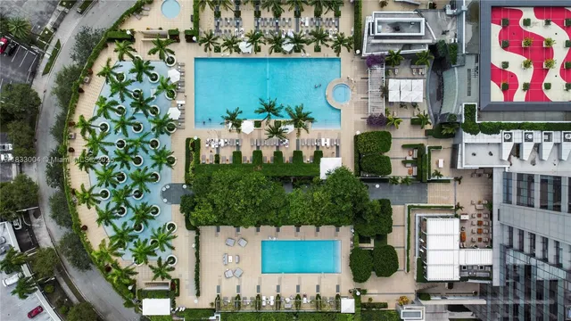 $5,300,000 | 1425 Brickell Avenue, Unit 42E, Miami, FL 33131