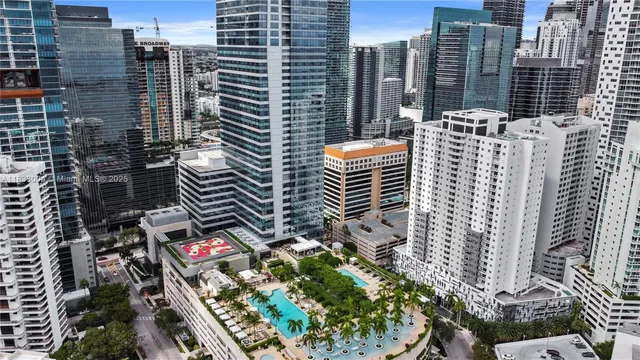 $5,300,000 | 1425 Brickell Avenue, Unit 42E, Miami, FL 33131