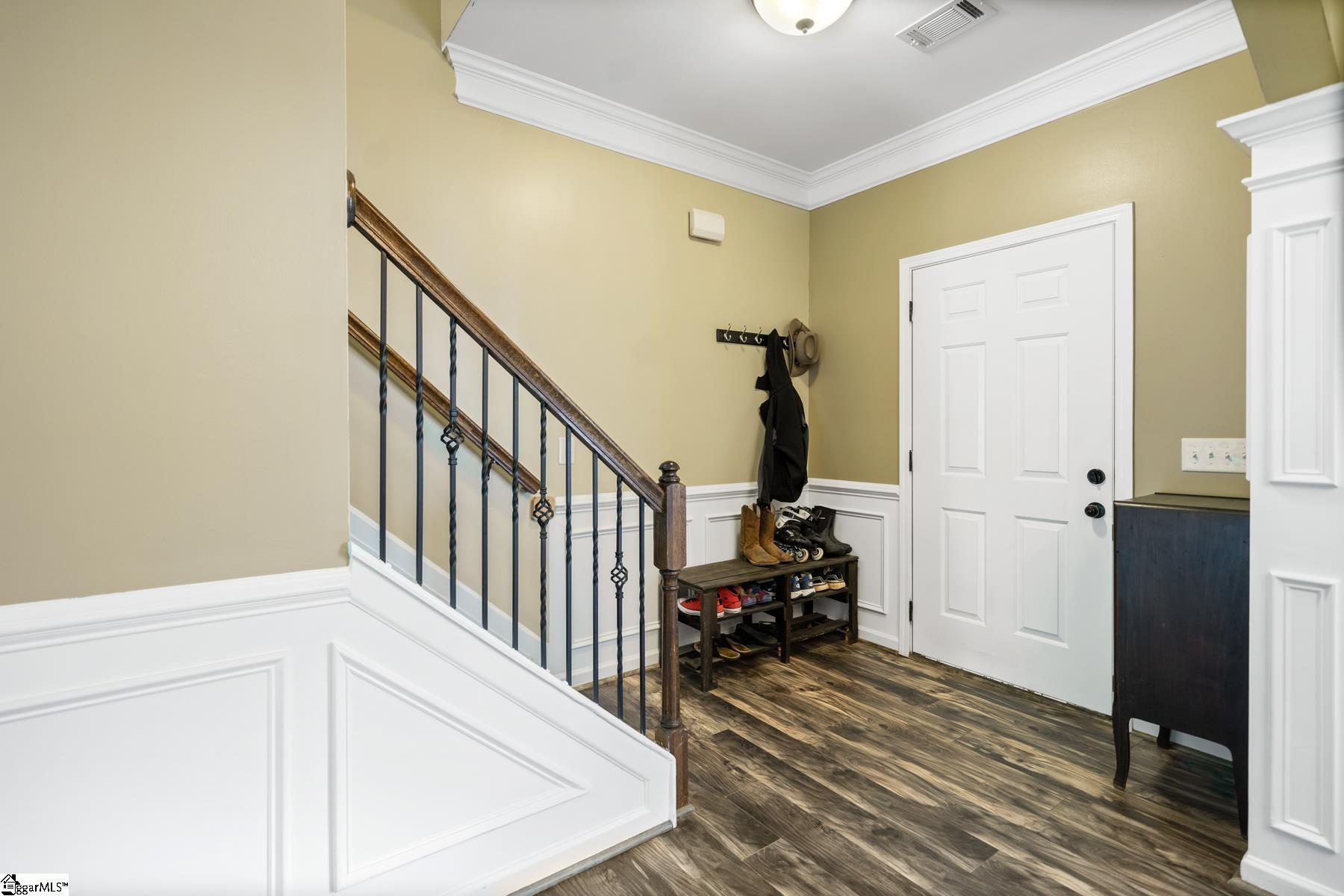 618 Millervale Road Greer, SC 29650 - Photo 4 of 31 Gallery Image 4
