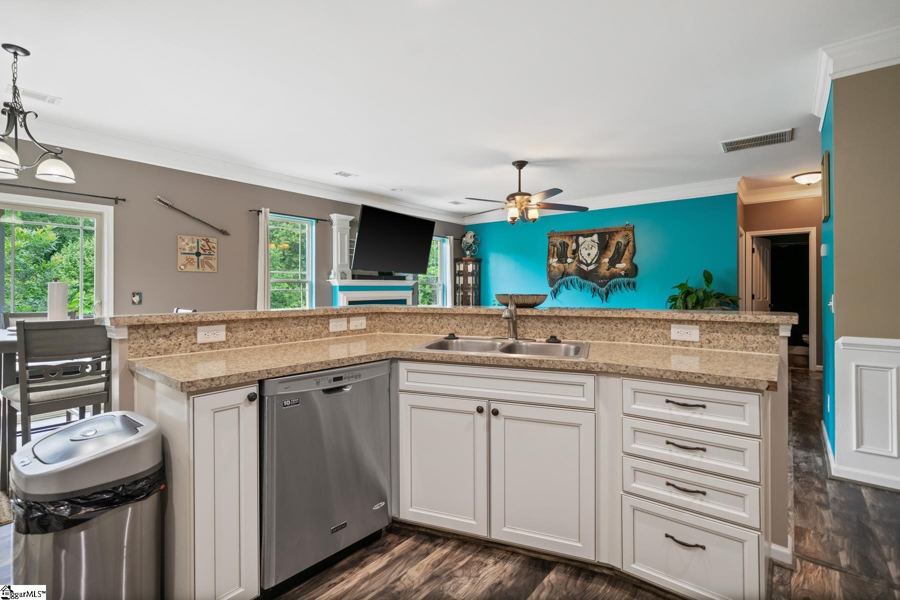 618 Millervale Road Greer, SC 29650 - Photo 7 of 31 Gallery Image 7