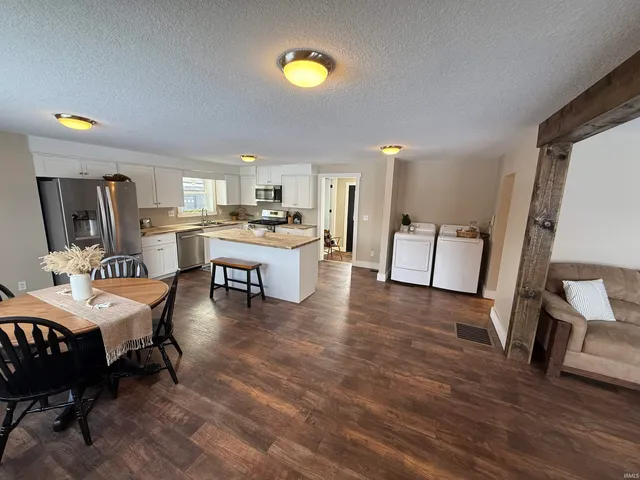 $484,000 | 3981 Highway 110, Rochester, IN 46975