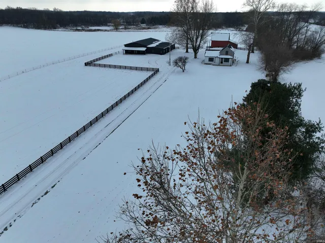 $484,000 | 3981 Highway 110, Rochester, IN 46975