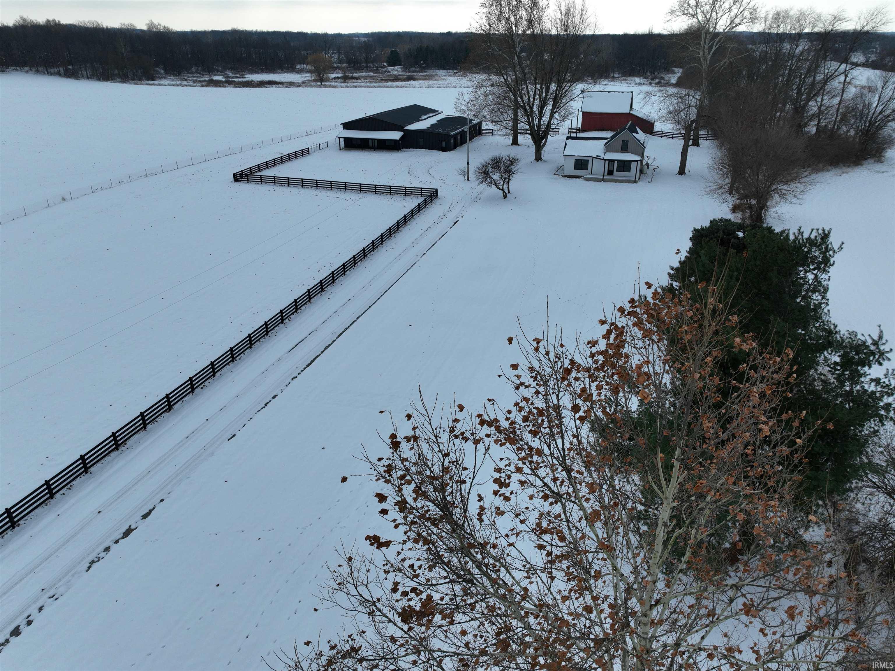 3981 Highway 110 Rochester, IN 46975 - Photo 3 of 36