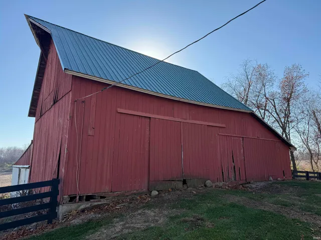 $484,000 | 3981 Highway 110, Rochester, IN 46975