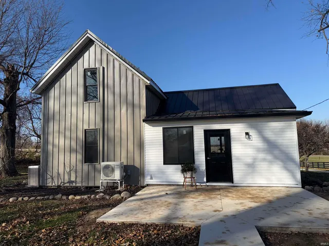 $484,000 | 3981 Highway 110, Rochester, IN 46975