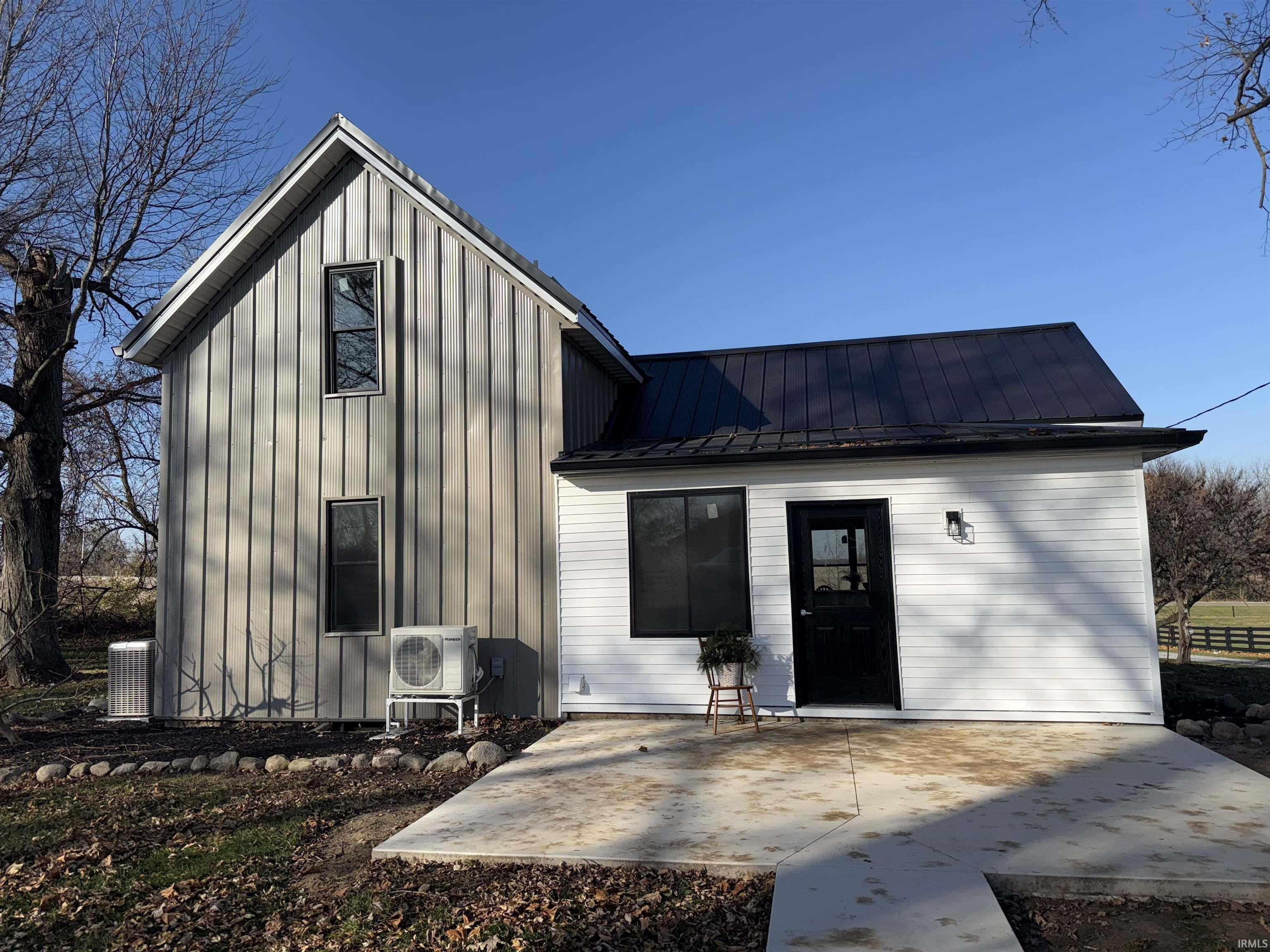 3981 Highway 110 Rochester, IN 46975 - Photo 7 of 36
