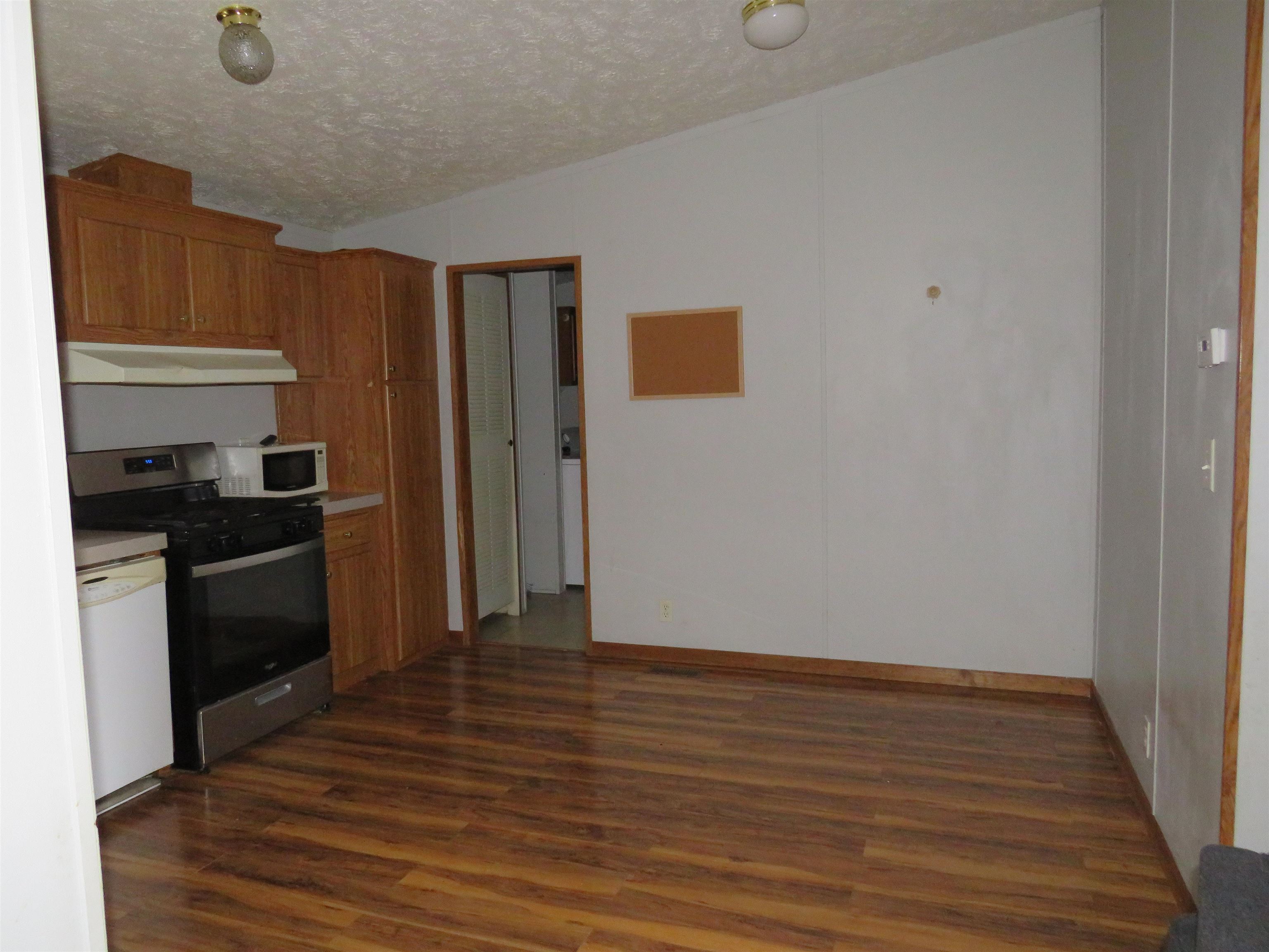 114 East 3rd Street Rochester, IN 46975 - Photo 8 of 20