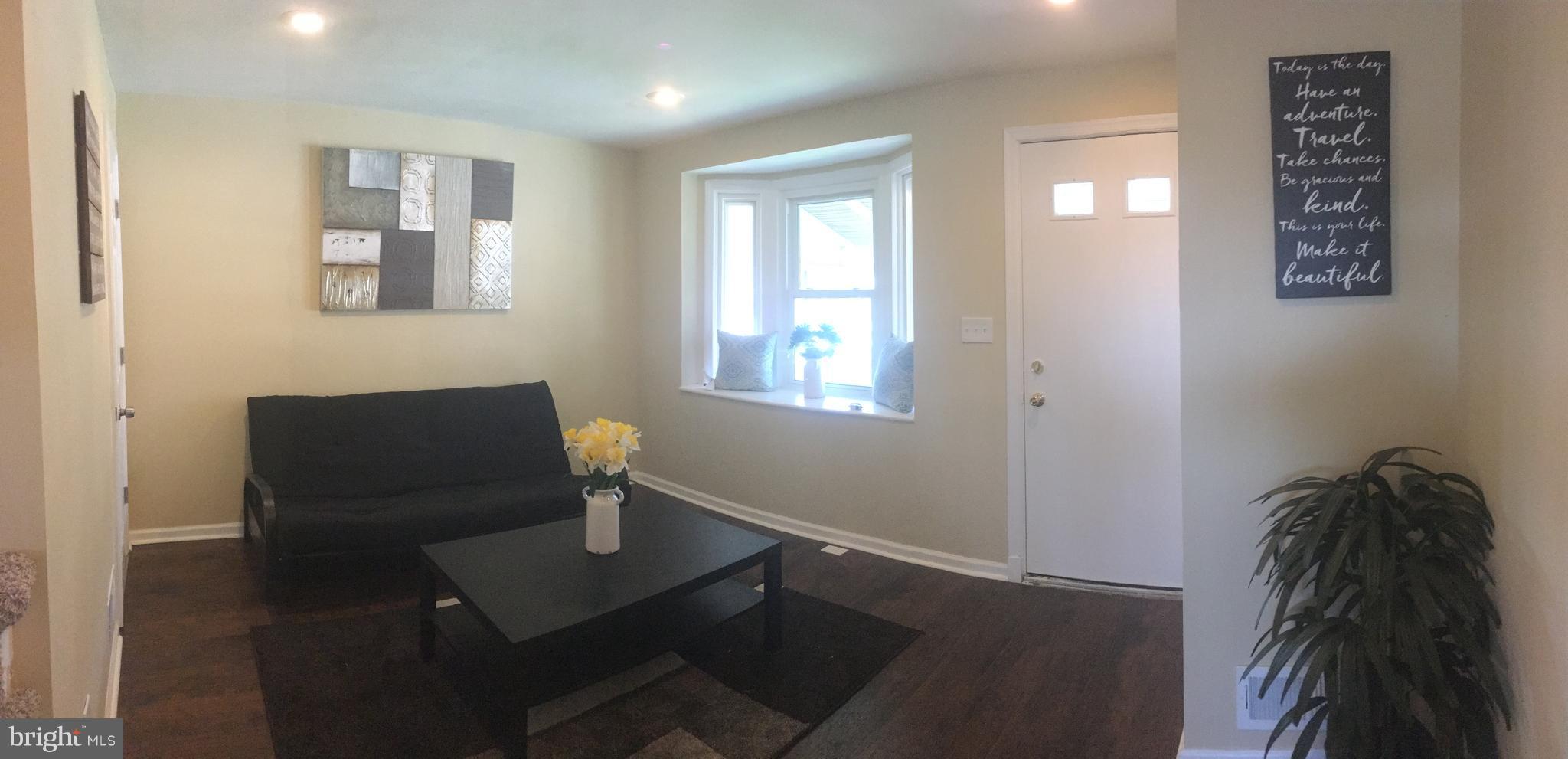 8516 Kavanagh Road Dundalk, MD 21222 - Photo 3 of 15 Living Room