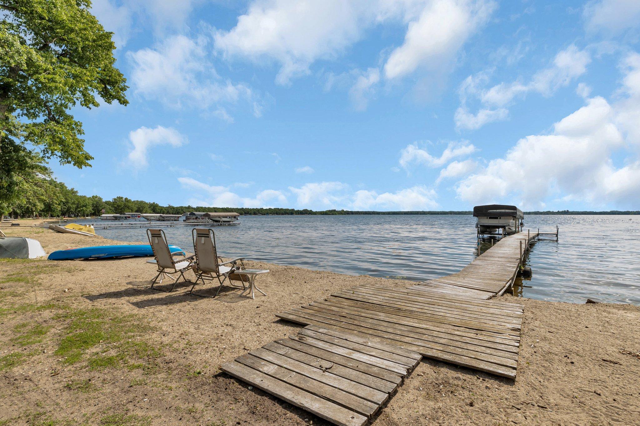 46376 Jungle Shore Trail Perham, MN 56573 - Photo 5 of 71