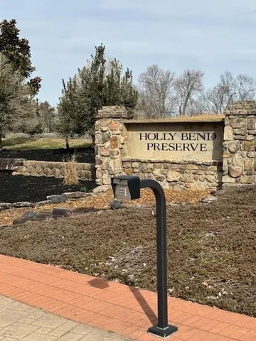 a view of a tennis court