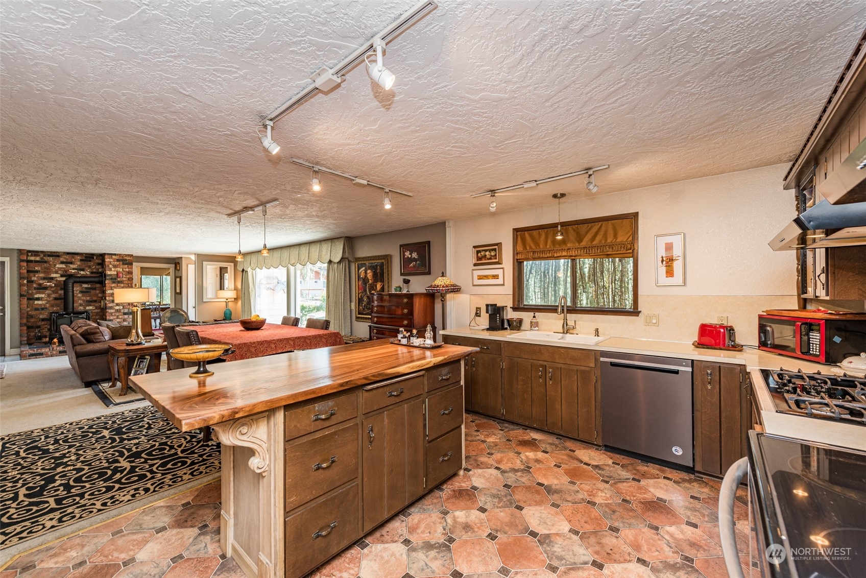 122 Applegate Lane Sequim, WA 98382 - Photo 13 of 39 Gallery Image 13
