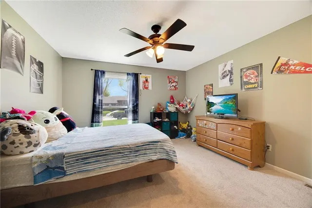 $499,900 | 16424 East George Franklyn Drive, Independence, MO 64055