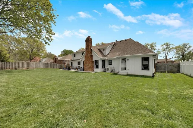$499,900 | 16424 East George Franklyn Drive, Independence, MO 64055