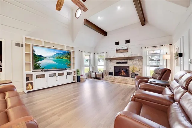 $499,900 | 16424 East George Franklyn Drive, Independence, MO 64055