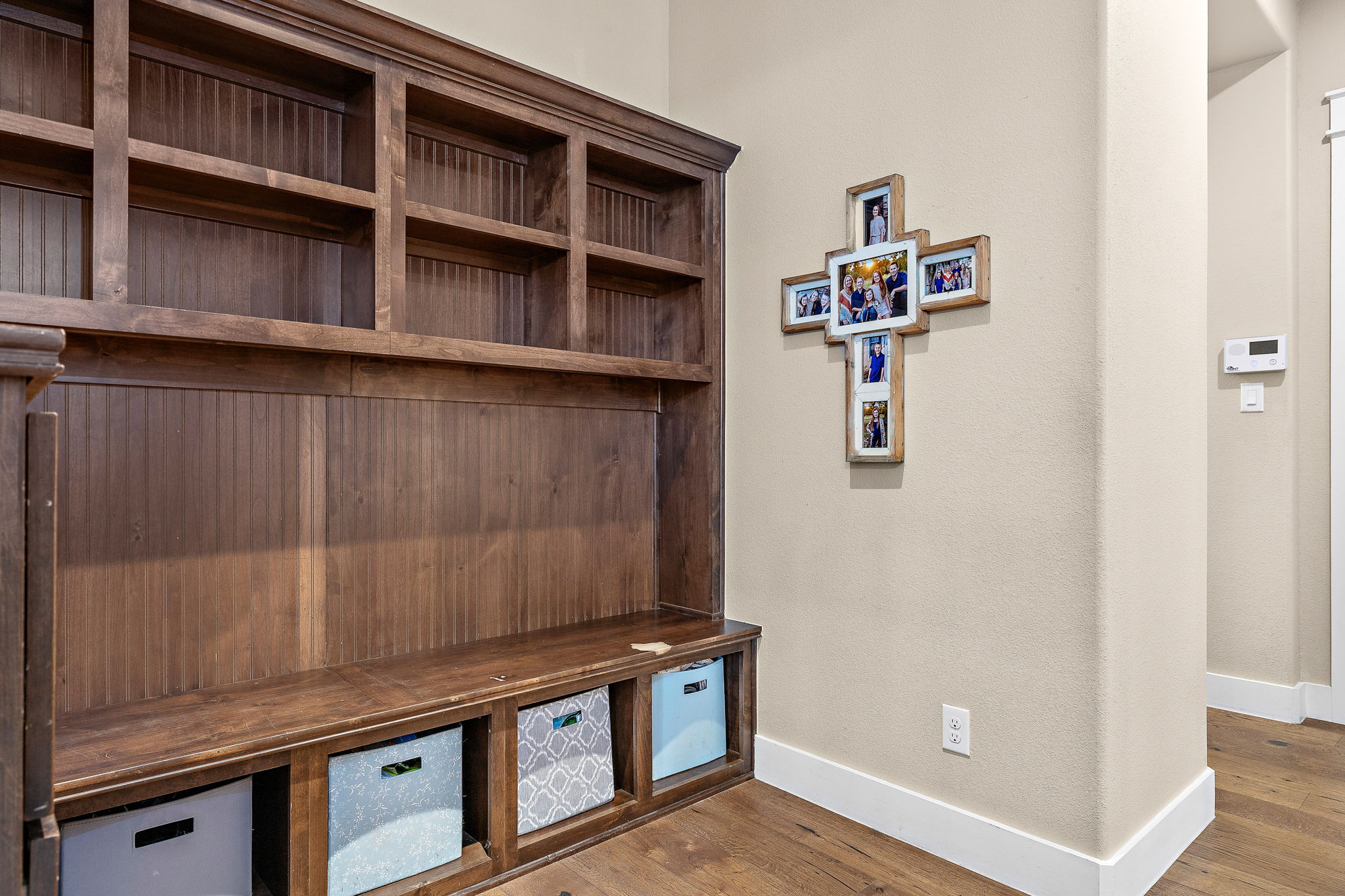 117 Covington Cove Georgetown, TX 78628 - Photo 33 of 40 Mudroom with wood finished floors