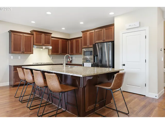 $585,000 | 3750 Southeast McKenzie Avenue, Hillsboro, OR 97123