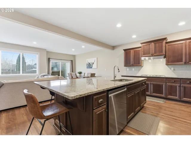 $585,000 | 3750 Southeast McKenzie Avenue, Hillsboro, OR 97123