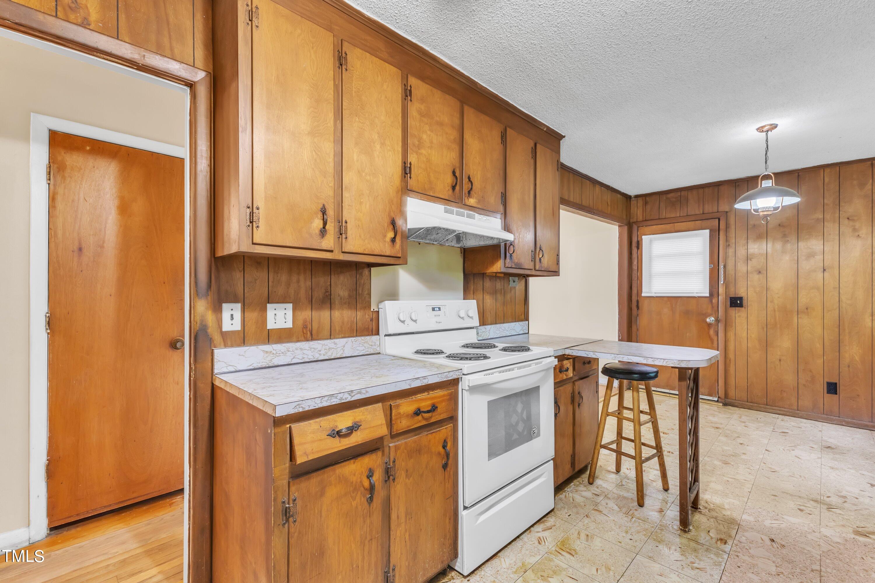 1117 Evans Road Cary, NC 27513 - Photo 11 of 27 13-1117 Evans Rd PETER 02-20