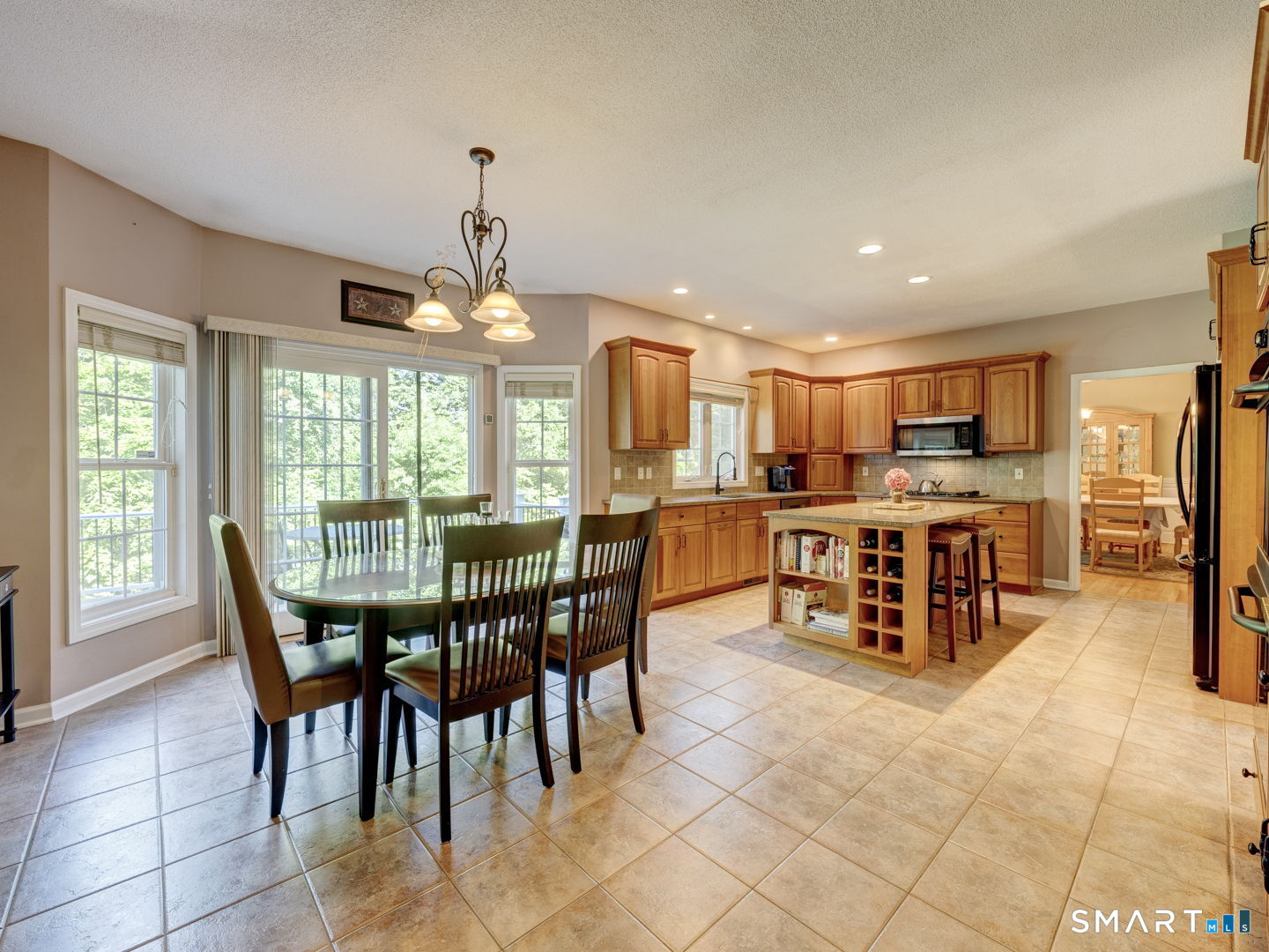 238 Budding Ridge Road Southington, CT 06489 - Photo 23 of 40