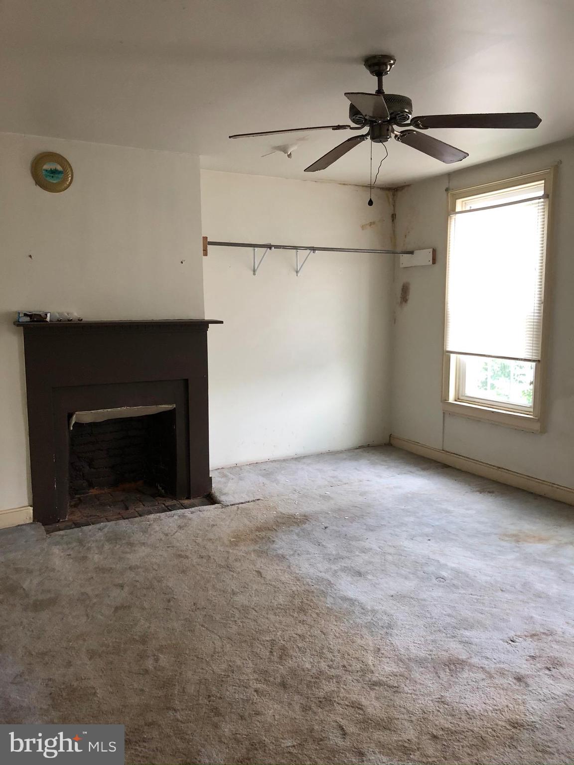 9 Cumberland Street Clear Spring, MD 21722 - Photo 18 of 22 Bedroom 1