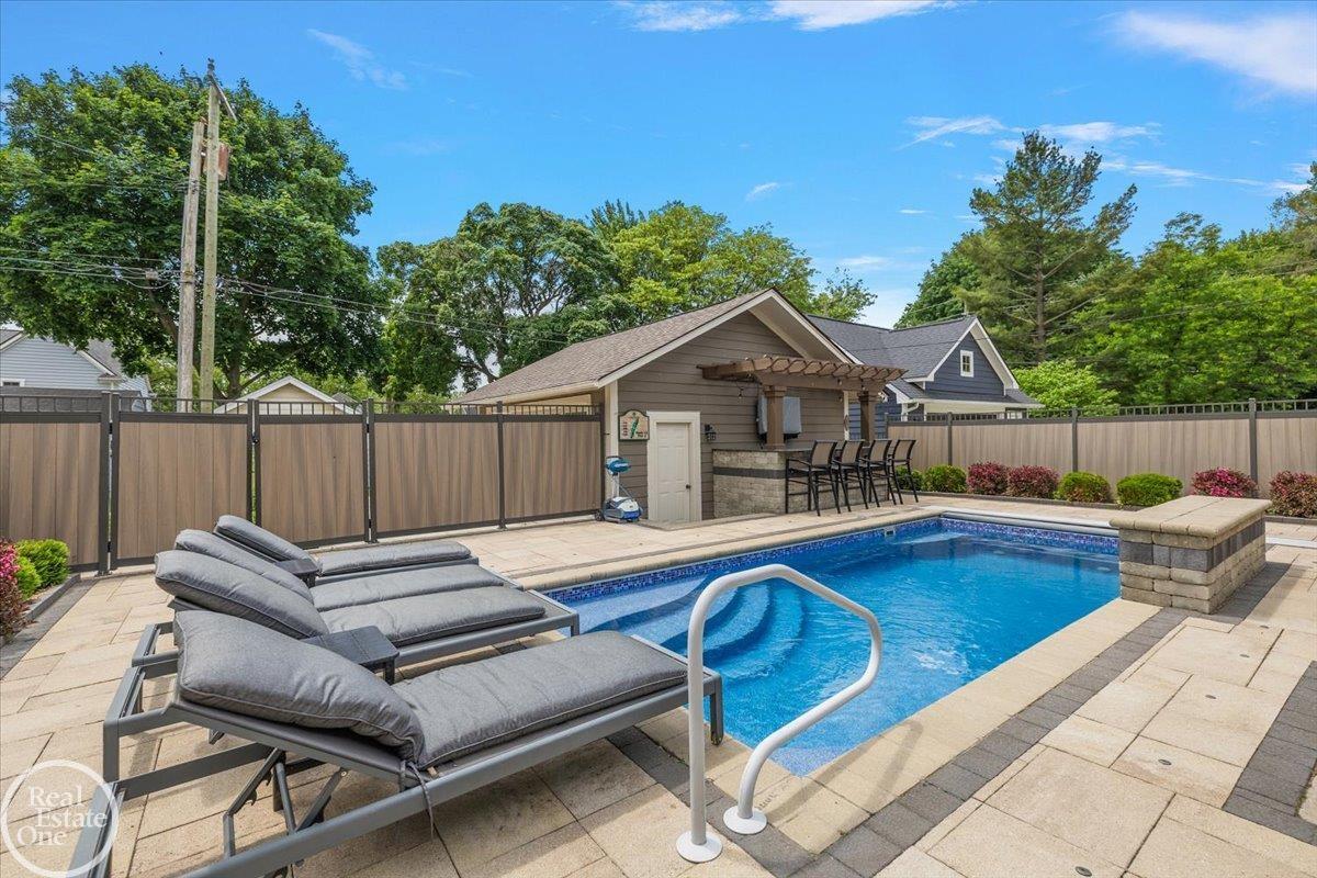 147 Drace Street Rochester, MI 48307 - Photo 9 of 85
