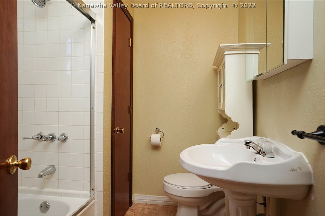 3389 Howell's Mill Road Ona, WV 25545 - Photo 18 of 26 Gallery Image 18