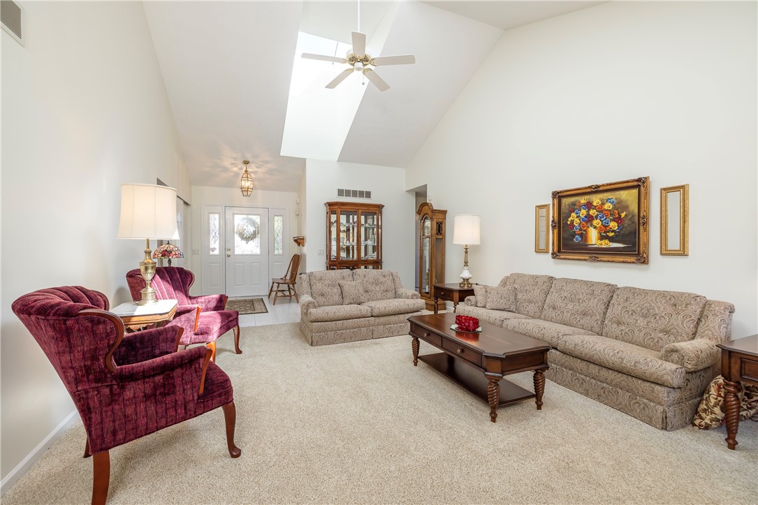 85 Sotheby Drive Greece, NY 14626 - Photo 14 of 50 EXCEPTIONAL CATHEDRAL 14' CEILINGS FIREPLACE GREAT