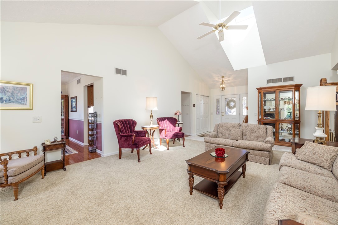 85 Sotheby Drive Greece, NY 14626 - Photo 15 of 50 EXCEPTIONAL CATHEDRAL 14' CEILINGS FIREPLACE GREAT