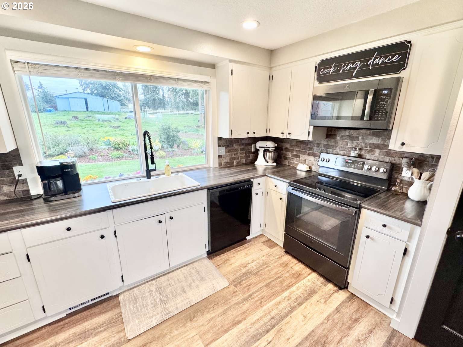 25375 South Eldorado Road Mulino, OR 97042 - Photo 21 of 48