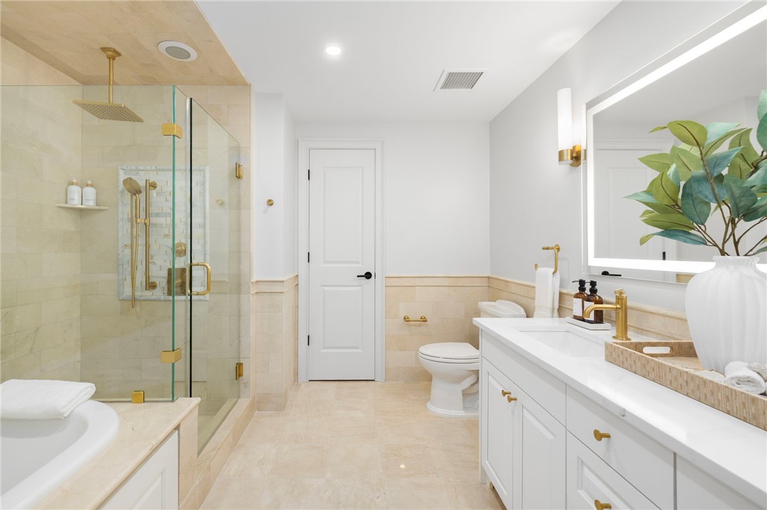 1 Tower Drive, Unit 302 Portsmouth, RI 02871 - Photo 15 of 37