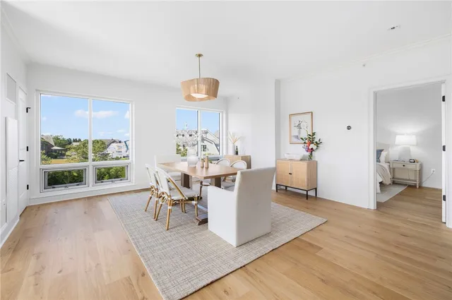 $699,000 | 1 Tower Drive, Unit 302, Portsmouth, RI 02871