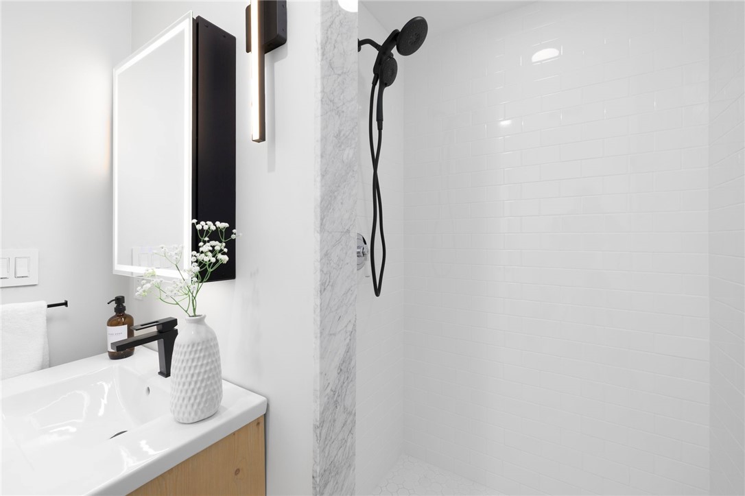 1 Tower Drive, Unit 302 Portsmouth, RI 02871 - Photo 27 of 37