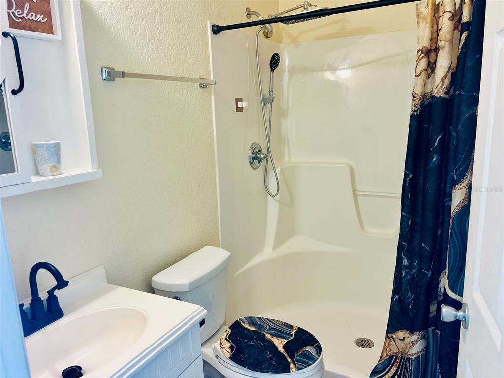 9540 Southeast 49th Terrace Webster, FL 33597 - Photo 23 of 46