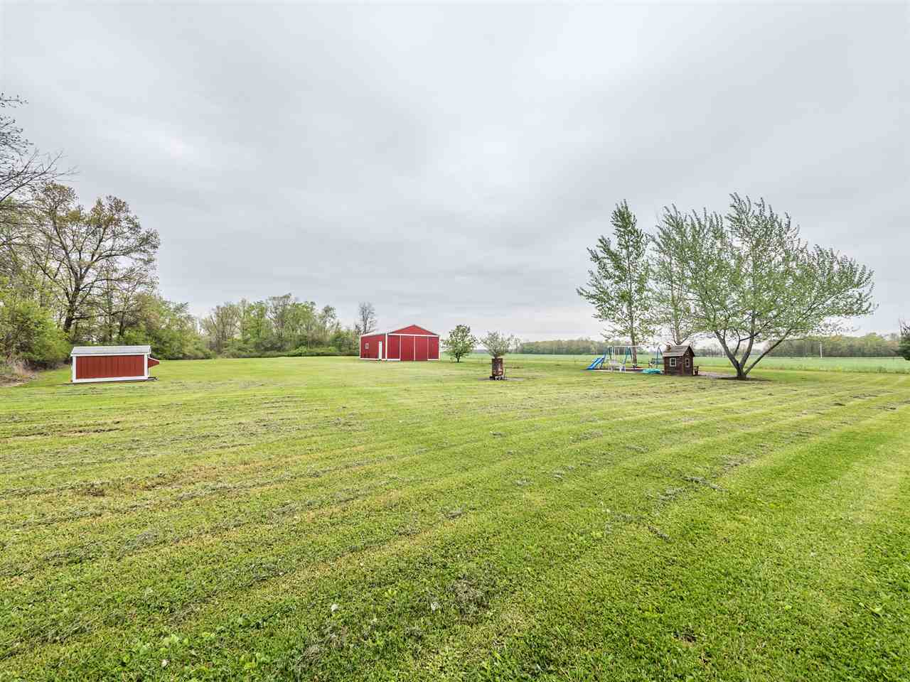 6091 County Road 36 Butler, IN 46721 - Photo 13 of 32