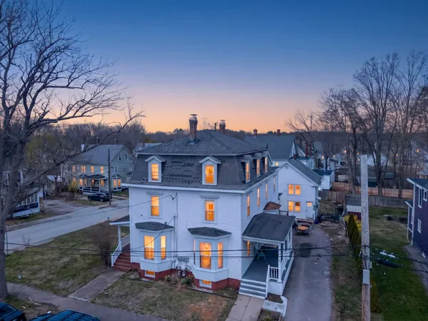 $529,000 | 11 West Concord Street, Dover, NH 03820