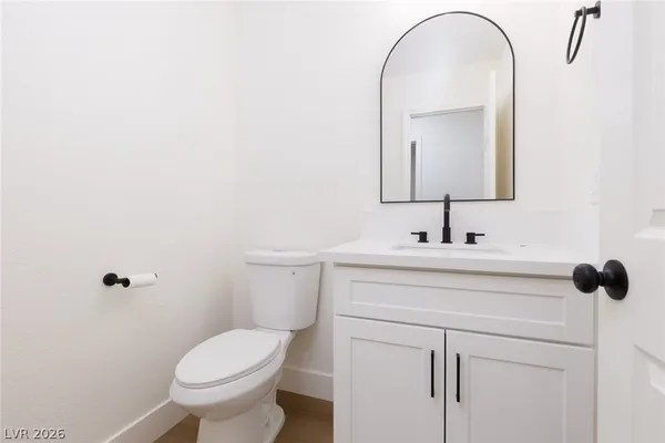 $2,990 | 3020 Donnegal Bay Drive, Las Vegas, NV 89117