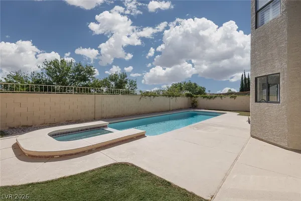 $2,990 | 3020 Donnegal Bay Drive, Las Vegas, NV 89117