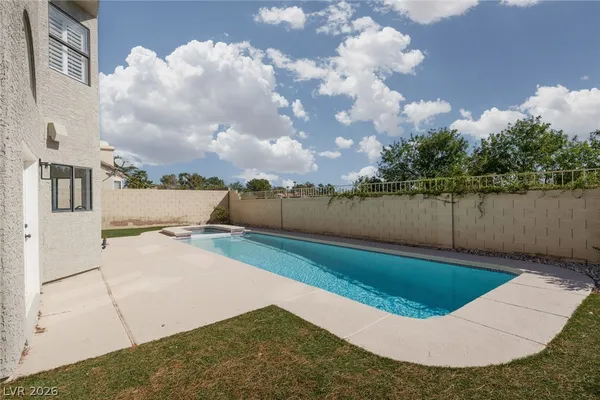 $2,990 | 3020 Donnegal Bay Drive, Las Vegas, NV 89117