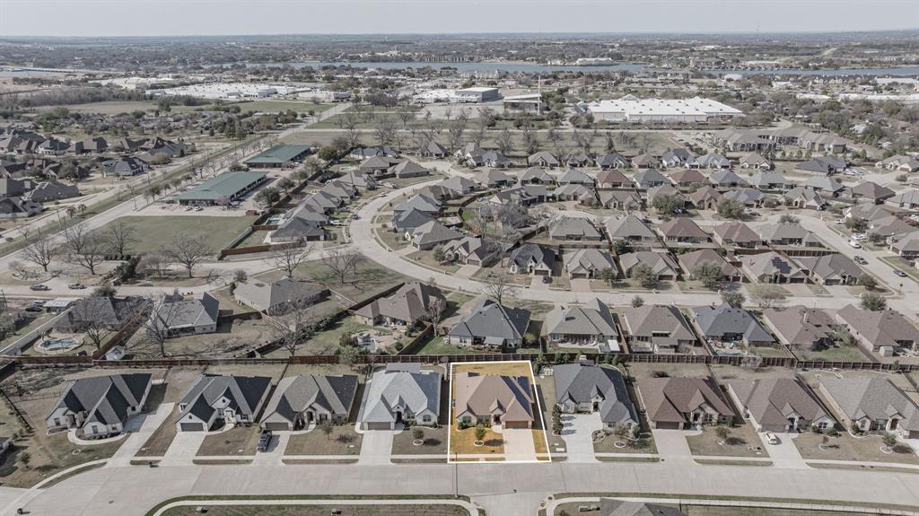 3024 Reed Court Granbury, TX 76048 - Photo 33 of 40 a view of a city